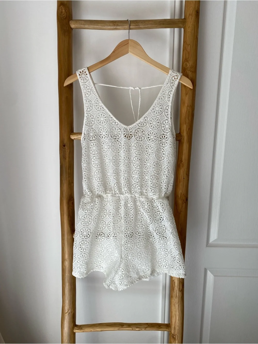Hollister Crochet Knit Beach Coverup Romper White Size M/L Summer Vacation Boho